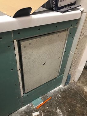 Люк под плитку Нажимной Секрет-Лайт 200*400 Люк под плитку Нажимной Секрет-Лайт 200*400