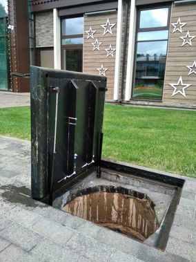 Люк под брусчатку Брус Ли AISI 316 Люк под брусчатку Брус Ли AISI 316