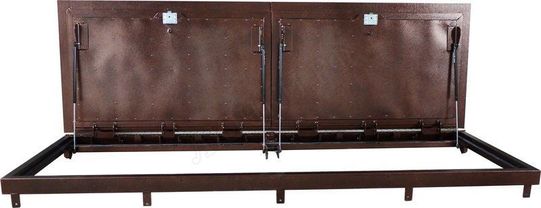 Напольный люк Дворник Уголок, алюминиевый рифленый лист, 2 створки 800*2400 Напольный люк Дворник Уголок, алюминиевый рифленый лист, 2 створки 800*2400